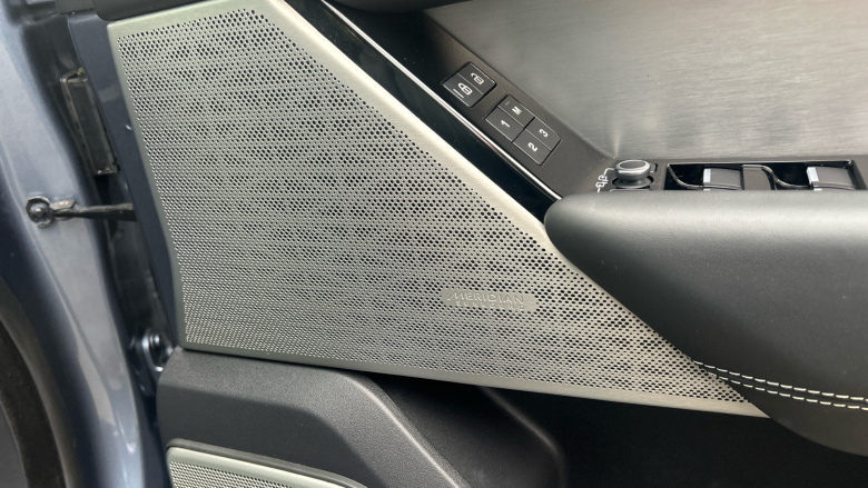 Land Rover Range Rover Velar 2.0 D200 R-Dynamic HSE 5dr Auto Diesel Estate